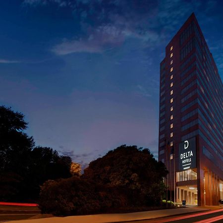 Delta Hotels by Marriott Richmond Downtown Exterior foto